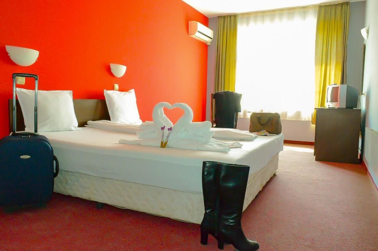 Отель Hotel Alexander София